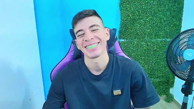 DEIBY BABY online show from 12, 2, 2025