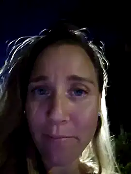 SkyelarSommer online show from 6, 2, 2025