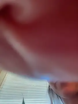 SkyelarSommer online show from 20, 9, 2025