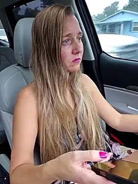 SkyelarSommer online show from 4, 10, 2025