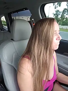 SkyelarSommer online show from 9, 5, 2026
