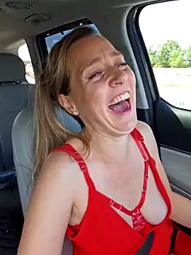 SkyelarSommer online show from 8, 3, 2026