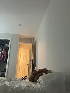 DominiqueX0 online show from 4, 3, 2025