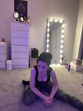 DominiqueX0 online show from 18, 3, 2025