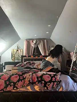 DominiqueX0 online show from 11, 4, 2026