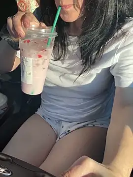 DominiqueX0 online show from 1, 3, 2026