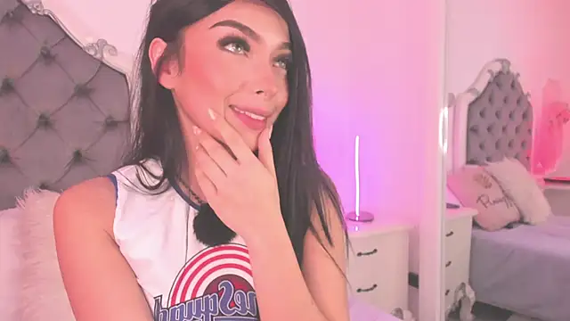 Victoria Watsson online show from 26, 1, 2025