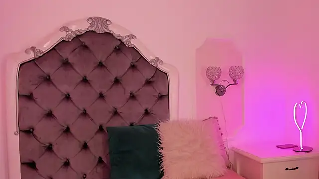 Victoria Watsson online show from 17, 3, 2025