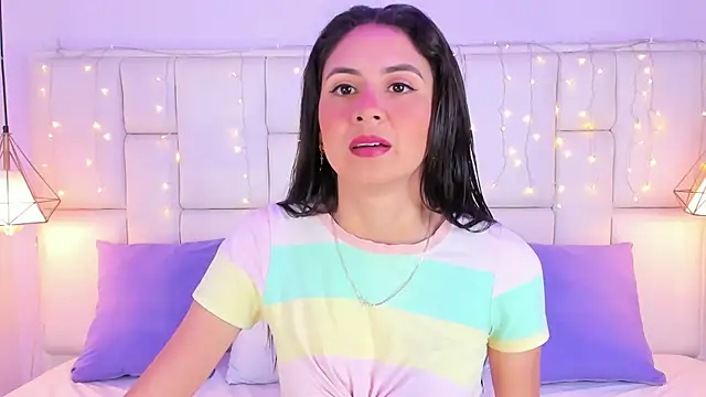 Snapshot of SarahSophia_ chatting on 21, 3, 2025 SarahSophia online show from 21, 3, 2025