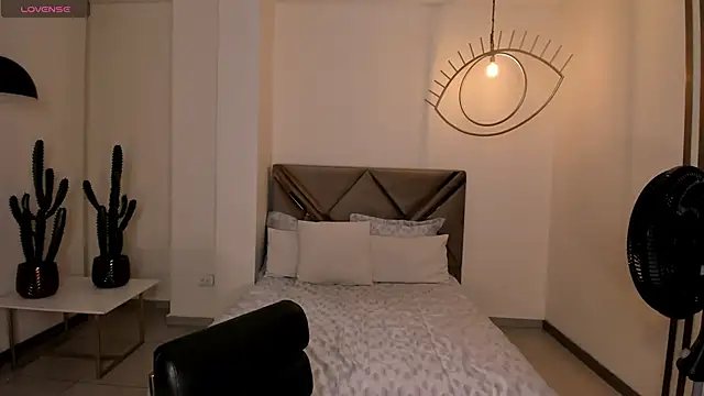 Snapshot of SunnyRivers chatting on 18, 9, 2025 SunnyRivers online show from 18, 9, 2025