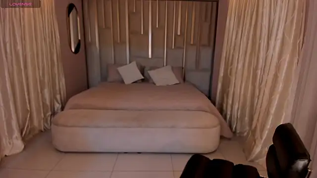 Snapshot of SunnyRivers chatting on 16, 11, 2025 SunnyRivers online show from 16, 11, 2025