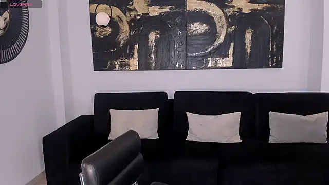 Snapshot of SunnyRivers chatting on 28, 11, 2025 SunnyRivers online show from 28, 11, 2025