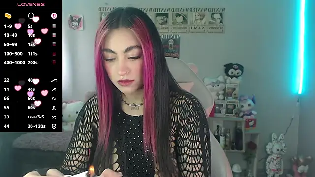Snapshot of abbie_stone chatting on 19, 6, 2026 abbie stone online show from 19, 6, 2026