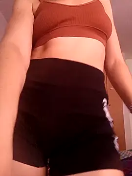 LissaThompsom online show from 25, 2, 2025