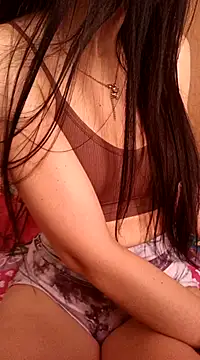 LissaThompsom online show from 26, 2, 2025