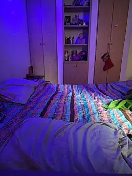 LissaThompsom online show from 13, 11, 2025