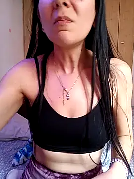 LissaThompsom online show from 21, 3, 2025