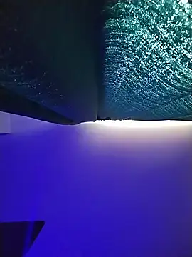 LissaThompsom online show from 2, 2, 2026