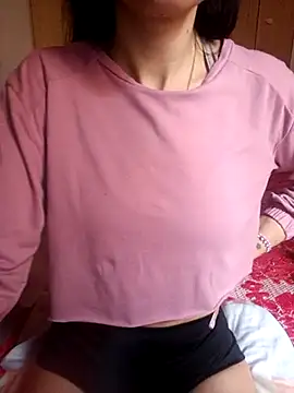 LissaThompsom online show from 7, 3, 2025