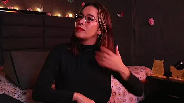 Snapshot of kathieandpovcock1 chatting on 16, 10, 2025 kathieandpovcock1 online show from 16, 10, 2025