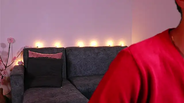 Snapshot of kathieandpovcock1 chatting on 4, 11, 2025 kathieandpovcock1 online show from 4, 11, 2025