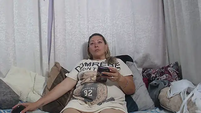 marie olsenhot online show from 14, 2, 2025