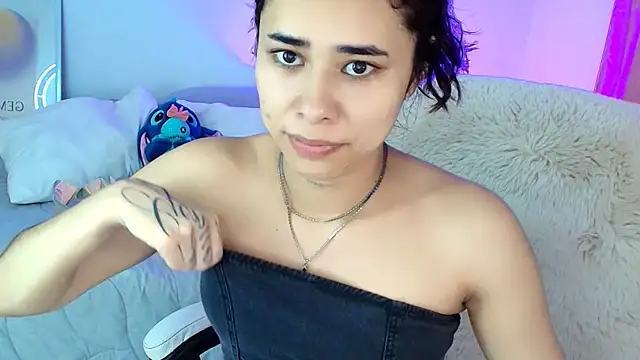 AmyOlimpo online show from 26, 6, 2026