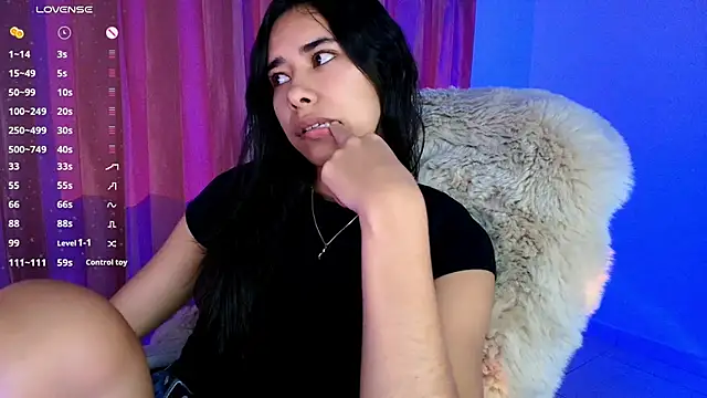 AmyOlimpo online show from 16, 9, 2025