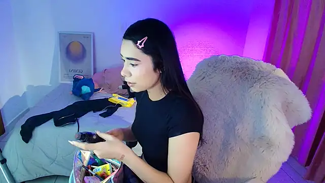 AmyOlimpo online show from 19, 5, 2026