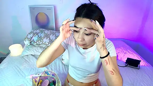 AmyOlimpo online show from 2, 4, 2026