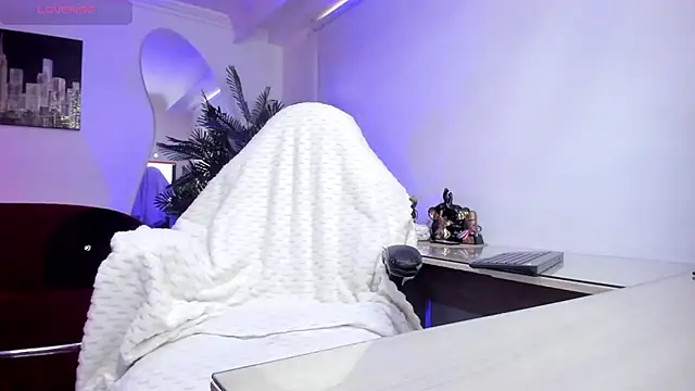 Snapshot of NebetColin chatting on 21, 10, 2025 NebetColin online show from 21, 10, 2025