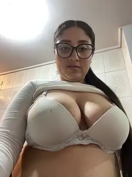 croftsmila online show from 18, 4, 2026