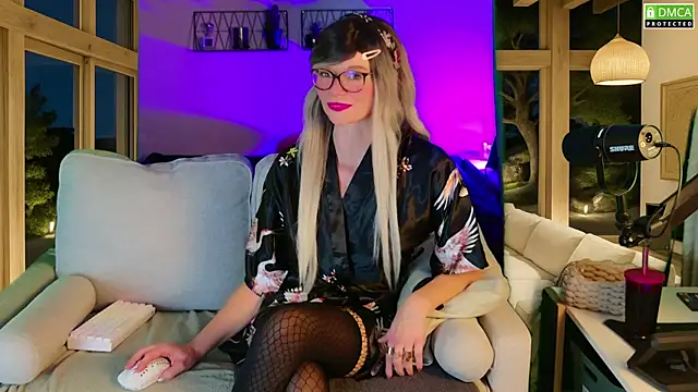 Snapshot of Kittychatte chatting on 9, 10, 2025 Kittychatte online show from 9, 10, 2025