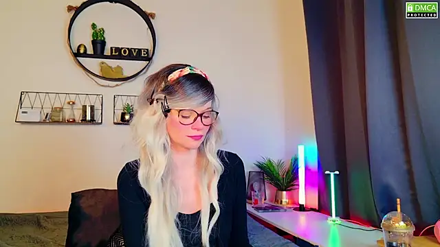 Snapshot of Kittychatte chatting on 1, 3, 2025 Kittychatte online show from 1, 3, 2025