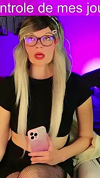 Kittychatte online show from 27, 4, 2026