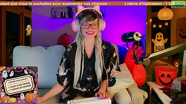 Snapshot of Kittychatte chatting on 20, 10, 2025 Kittychatte online show from 20, 10, 2025