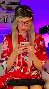 Kittychatte online show from 5, 5, 2026
