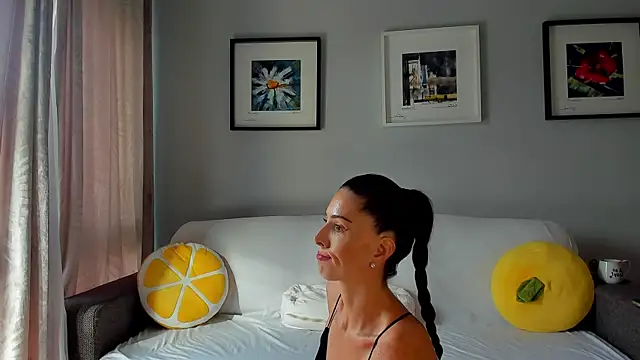 bellahot77 online show from 9, 11, 2025