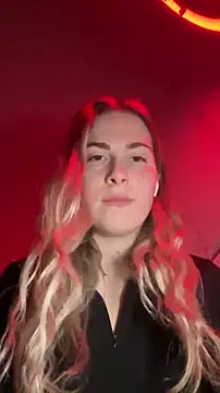 KissMissAngela online show from 20, 11, 2025