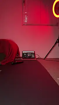 KissMissAngela online show from 18, 11, 2025