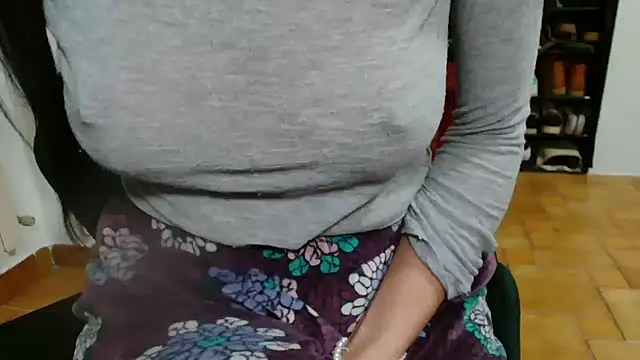 patatinahot87 online show from 15, 1, 2026