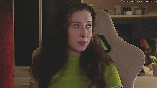 Snapshot of Chill_out_with_Salvia chatting on 28, 11, 2025 Chill out with Salvia online show from 28, 11, 2025