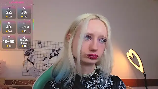 Katia Kim online show from 4, 3, 2026