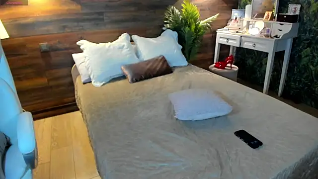 Your Wet Desire online show from 21, 2, 2025