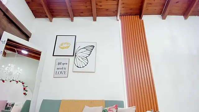 Madiison Cooper online show from 22, 9, 2025