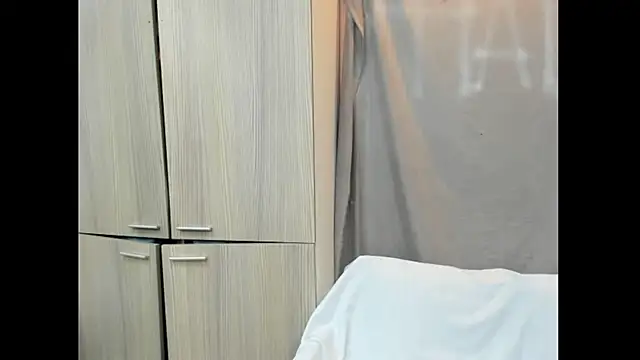 Mhelanny2 online show from 19, 10, 2025