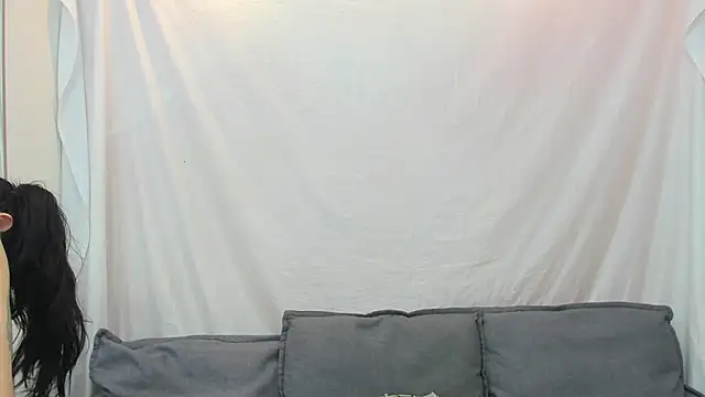 Mhelanny2 online show from 18, 9, 2025