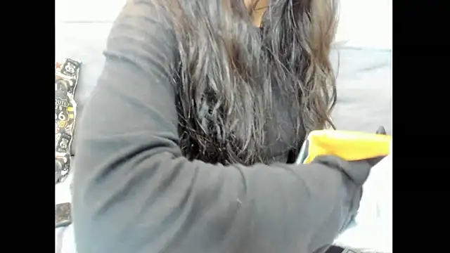 Mhelanny2 online show from 9, 1, 2026