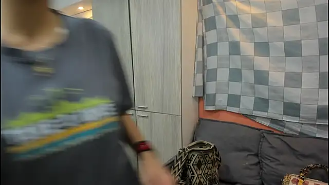 Mhelanny2 online show from 17, 11, 2025