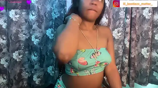 lil momma420 online show from 31, 5, 2026